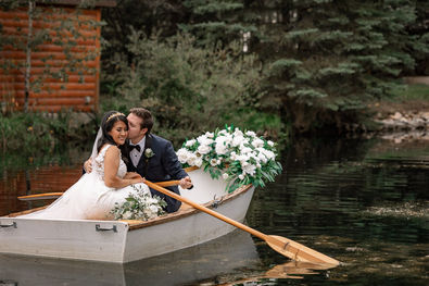 boat wedding photos
