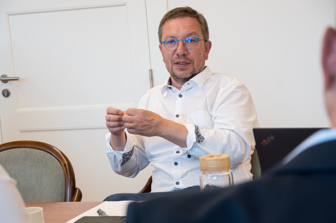Foto der Versammlung 7