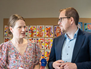 Minister Franssen besucht Königliches Athenäum Eupen