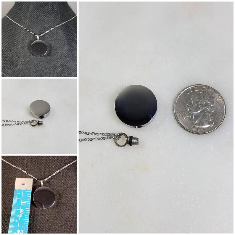 Thumbnail: Memorial Ash Stainless Steel Cremation Starfish Urn Necklace/Cremation Pendant/C