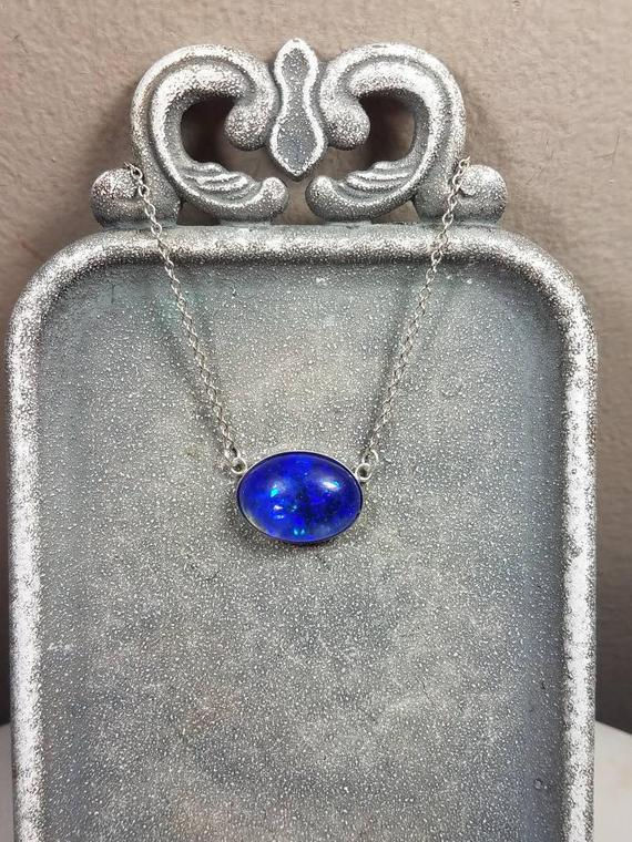 Thumbnail: Memorial Ash Sterling Silver Oval Pendant Necklace