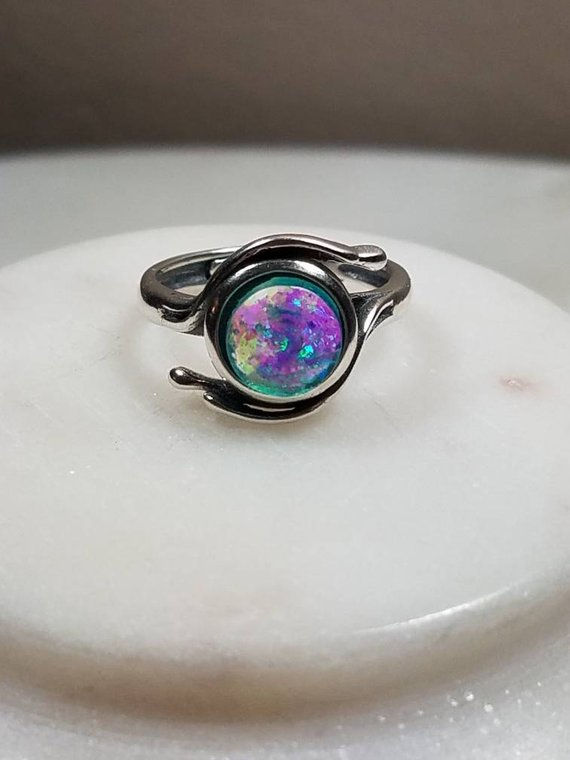 Thumbnail: Memorial Ash Round Wrap Sterling Silver Adjustable Cremation Ring