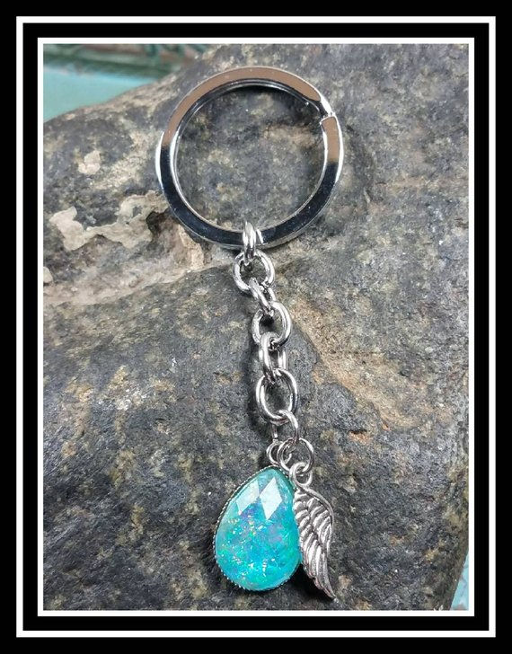 Thumbnail: Memorial Ash Faceted Tear Drop Angel Wing Keychain
