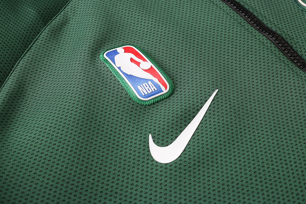 Thumbnail: MILWAUKEE BUCKS Tracksuits (Green)