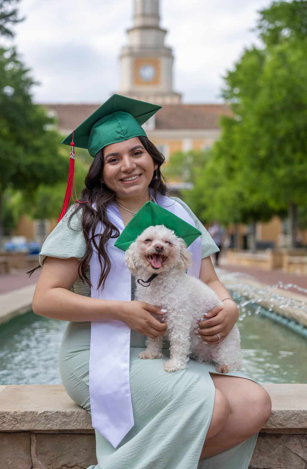 Cici Gonzalez Grad Photos_010_240423