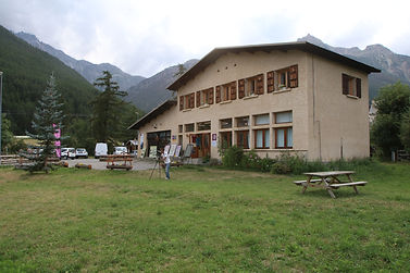 Centre d'accueil du Casset.JPG