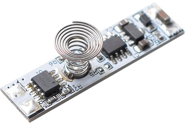 Interruttore touch inside con funzione dimmer da inserire nei profili di