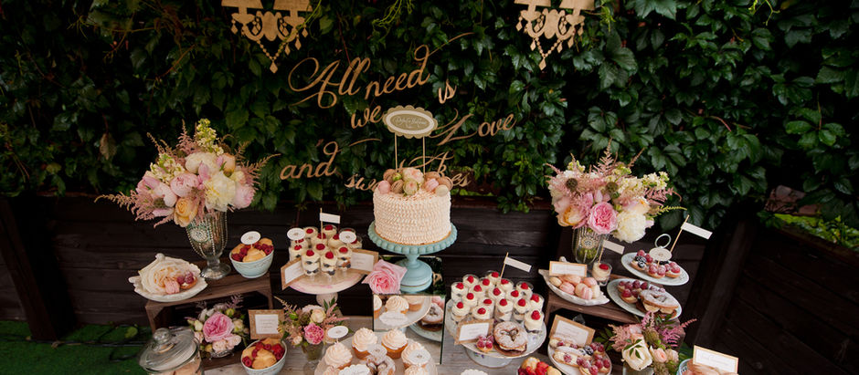 Bon Appétit (Wedding Planning Guide)