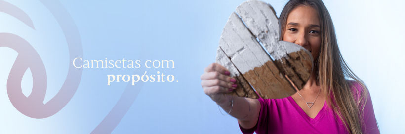 Inspiramos mulheres a vestir a camiseta por uma causa - PQNR Camisetas