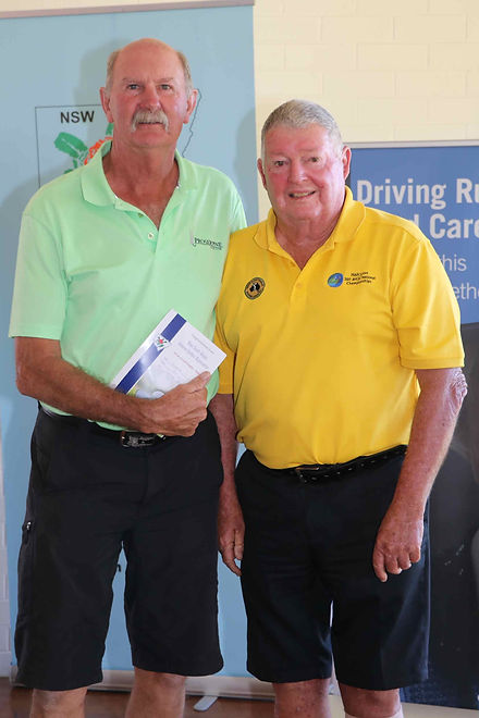 36-hole runner up Dennis Davis & Ian Vid