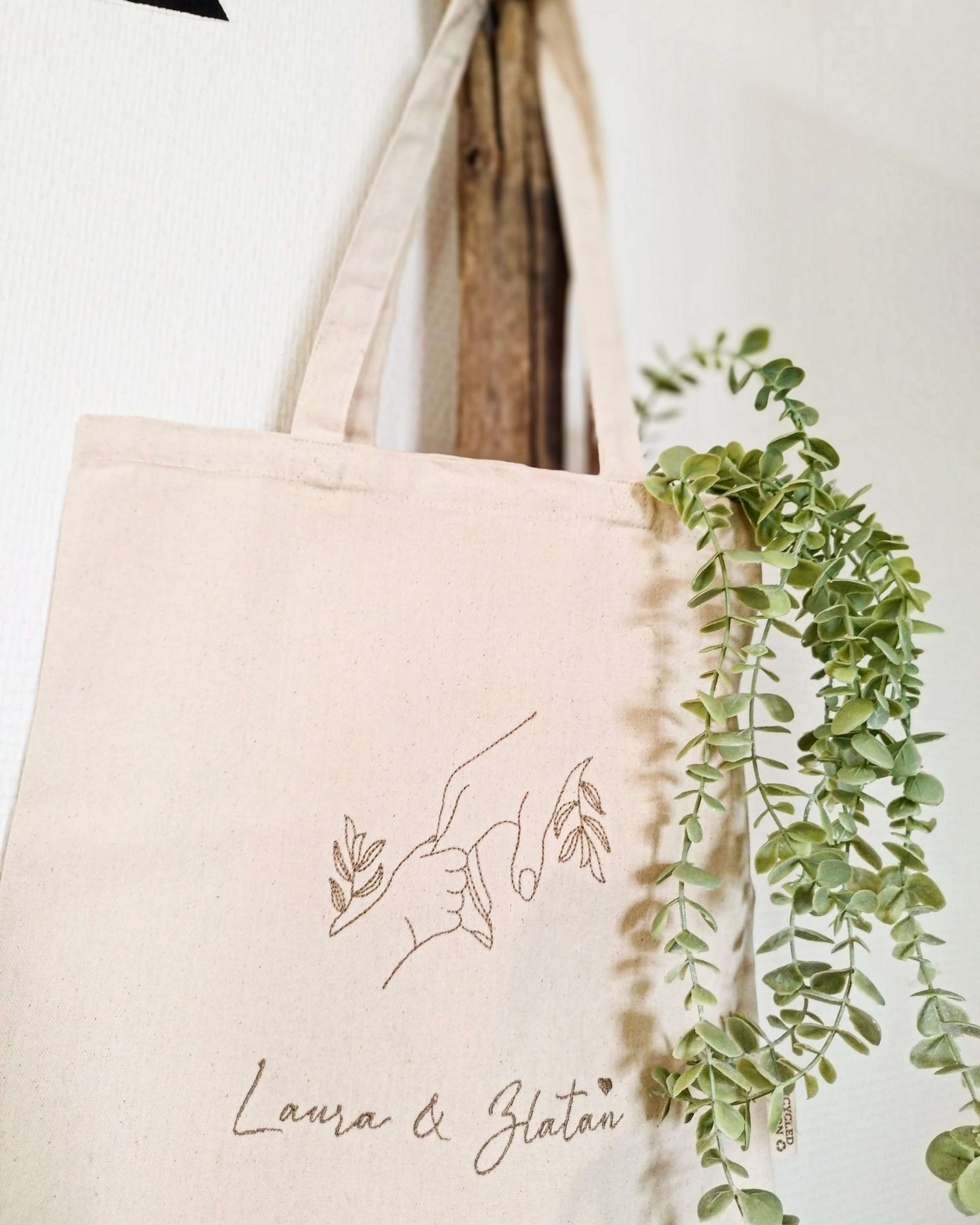 Le sac Maria modèle "Mains mère & son enfant"