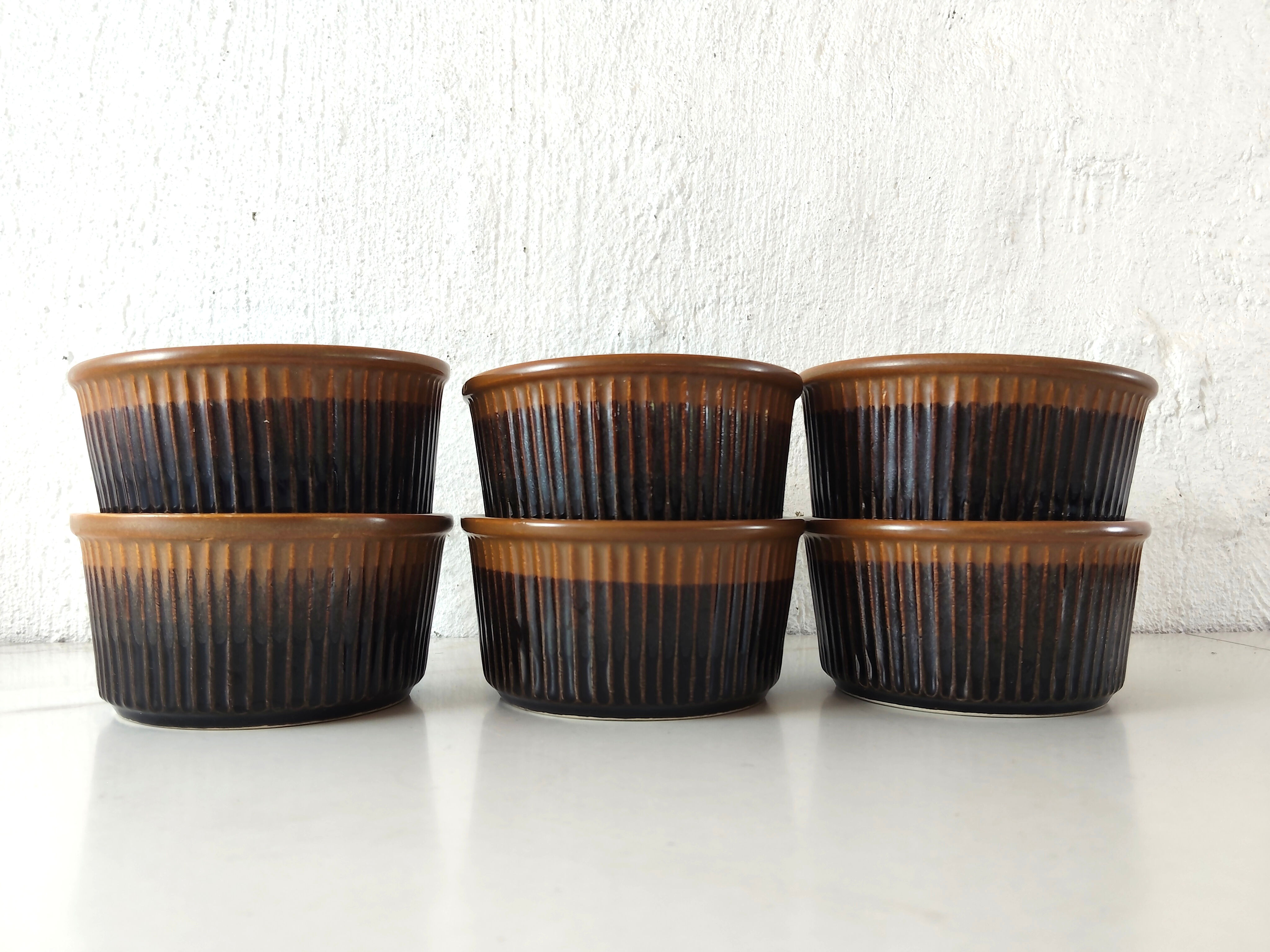 Set of 6 Tri-Colour MCM Ramekins 
