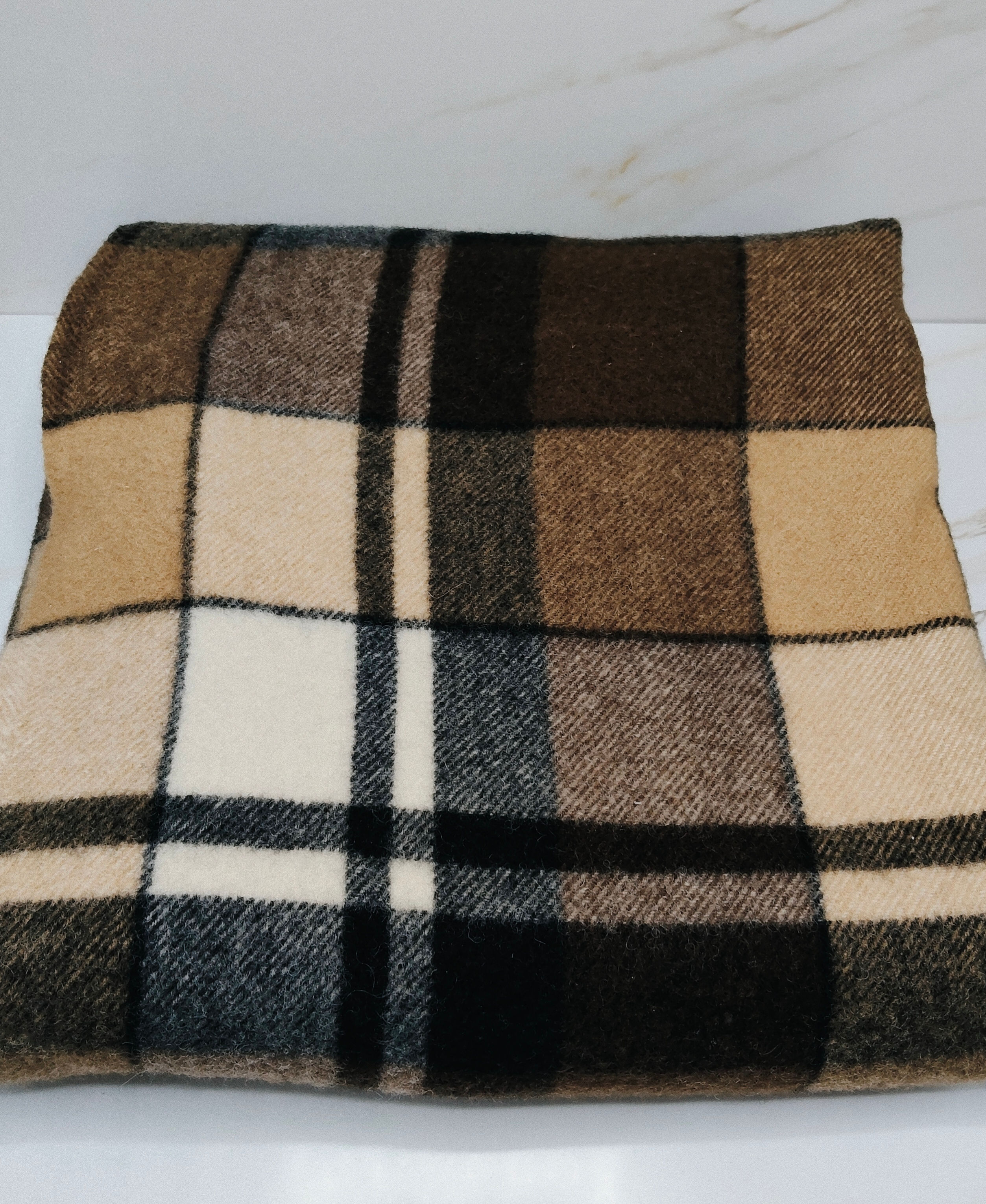 Vintage Fringed Onkaparinga Throw Blanket 