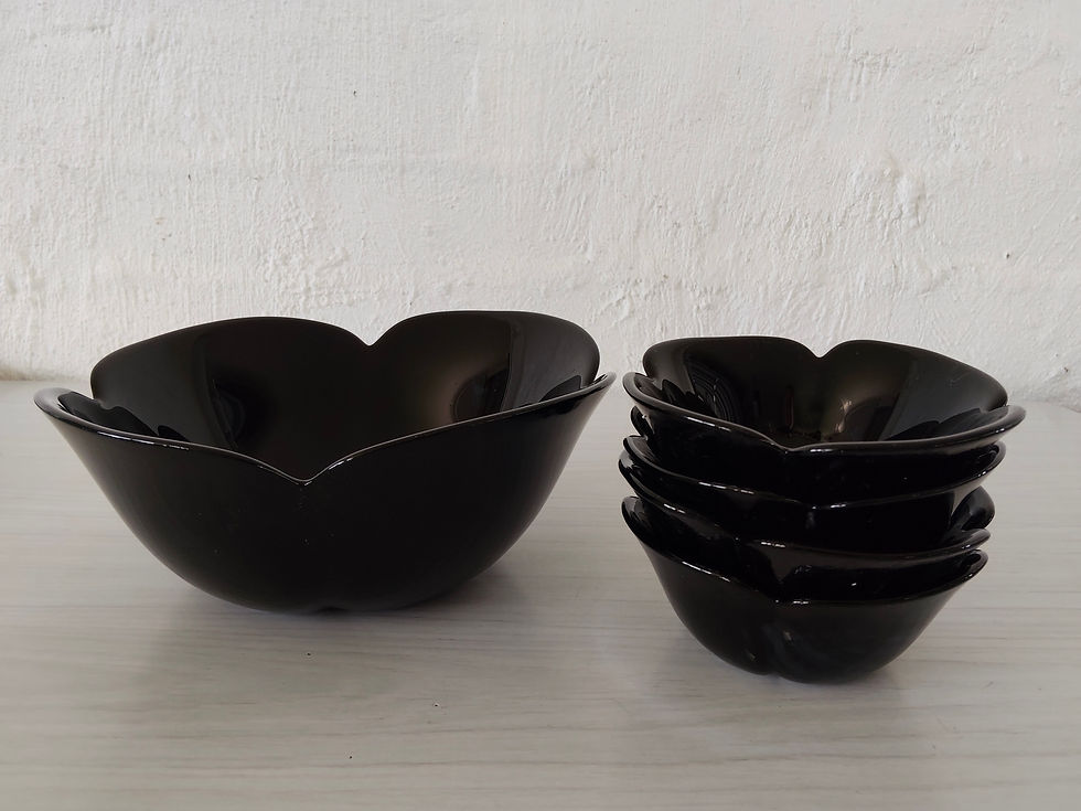 Thumbnail: Italian Black Glass Flower Bowl Set 