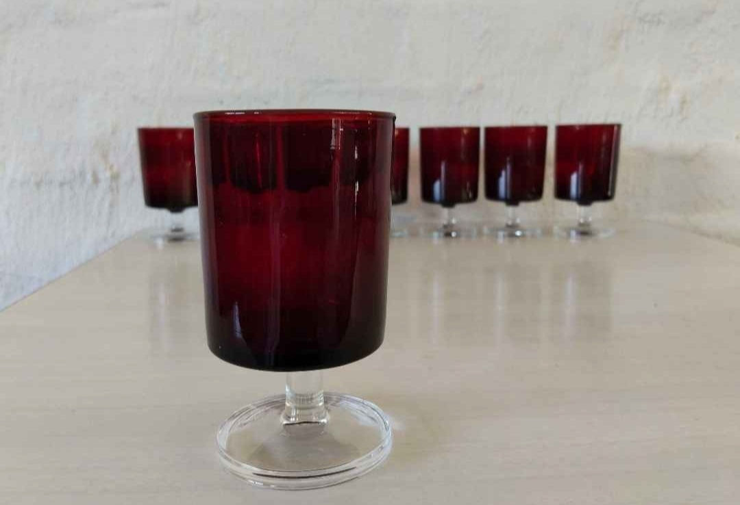 8 x Luminarc France Ruby Red Glasses 