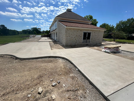 The Transformative Impact of Concrete Driveways on Property Value and Aesthetics