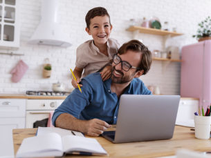 BALANCING PARENTHOOD AND WORK: STRATEGIES FOR SEAMLESS TRANSITION