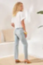 Thumbnail: Tribal - Blue Thread Sophia Curvy 90’s Straight Leg Jeansa