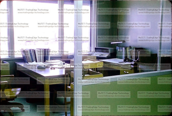Office - IMG00149 FIX.jpg
