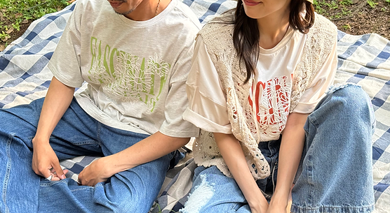 AS KNOW AS plus フラワー刺繡重ねロゴプリントシルエットTシャツ