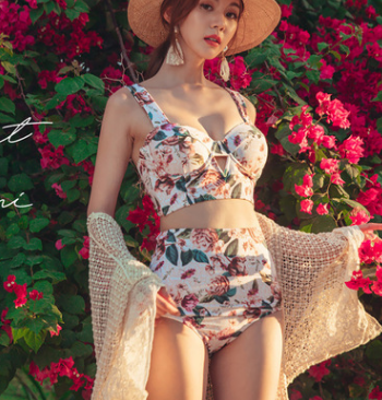 Thumbnail: Korean Floral Bikini Set with Skirted Design (3 Pieces)