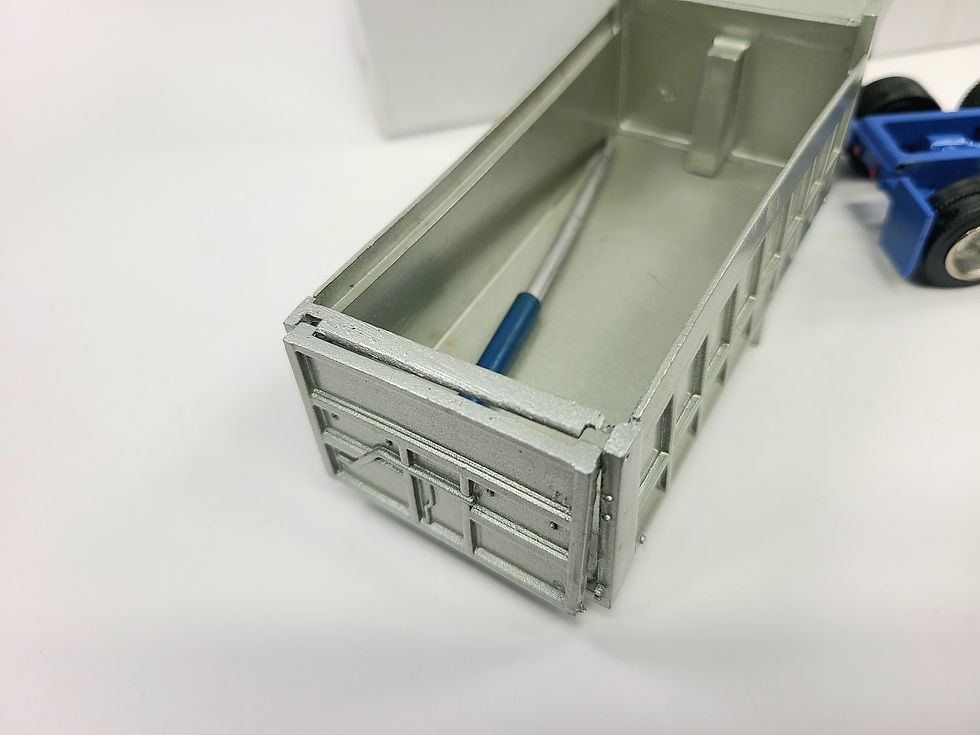 Thumbnail: Mack Superliner 6x4 Dump Truck - Blue