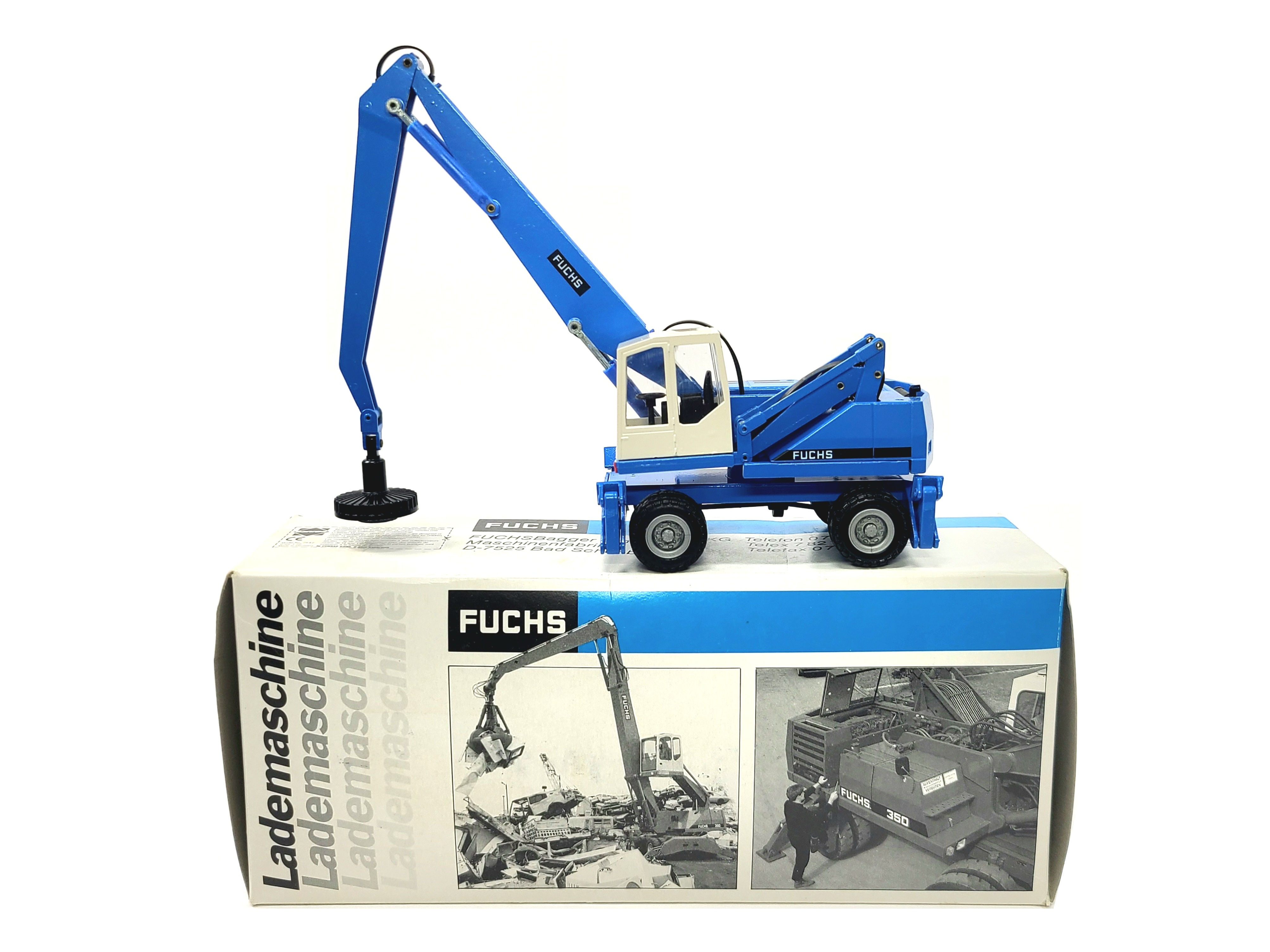 Fuchs 350 Scrap Handler