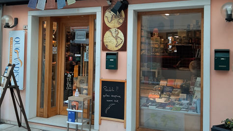 Ciclonugae alla libreria Quo Vadis