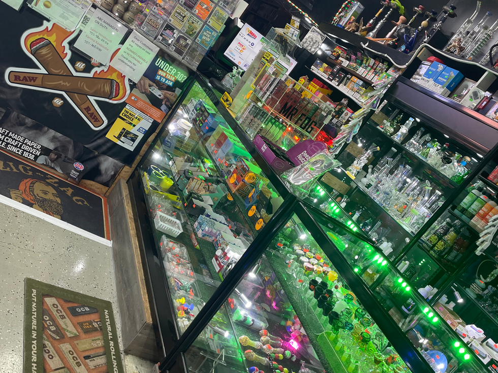 Tobacco, Hookah & Convenience | Palace One Stop Shop in Williamsburg, VA Tobacco, Hookah & Convenience | Palace One Stop Shop in Williamsburg, VA