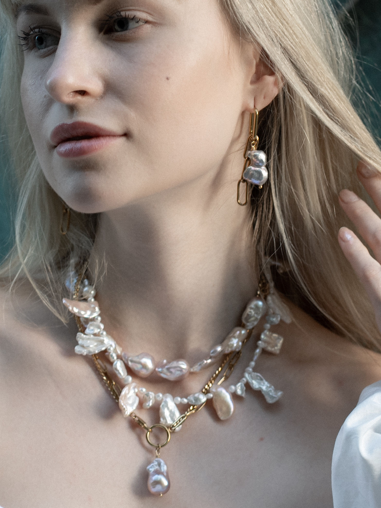 Vanta earrings