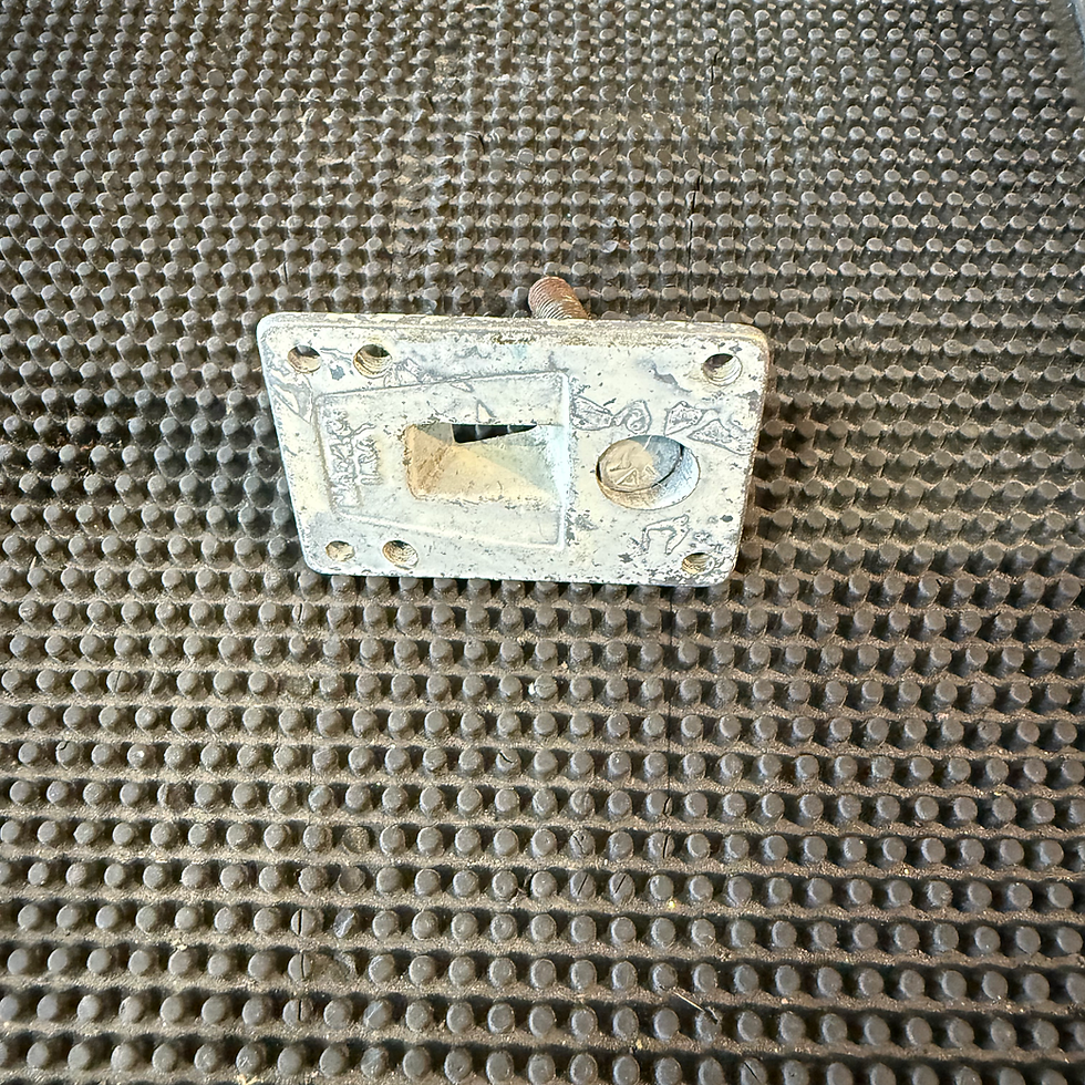 Thumbnail: Thunder Silver New School Baseplate Silver