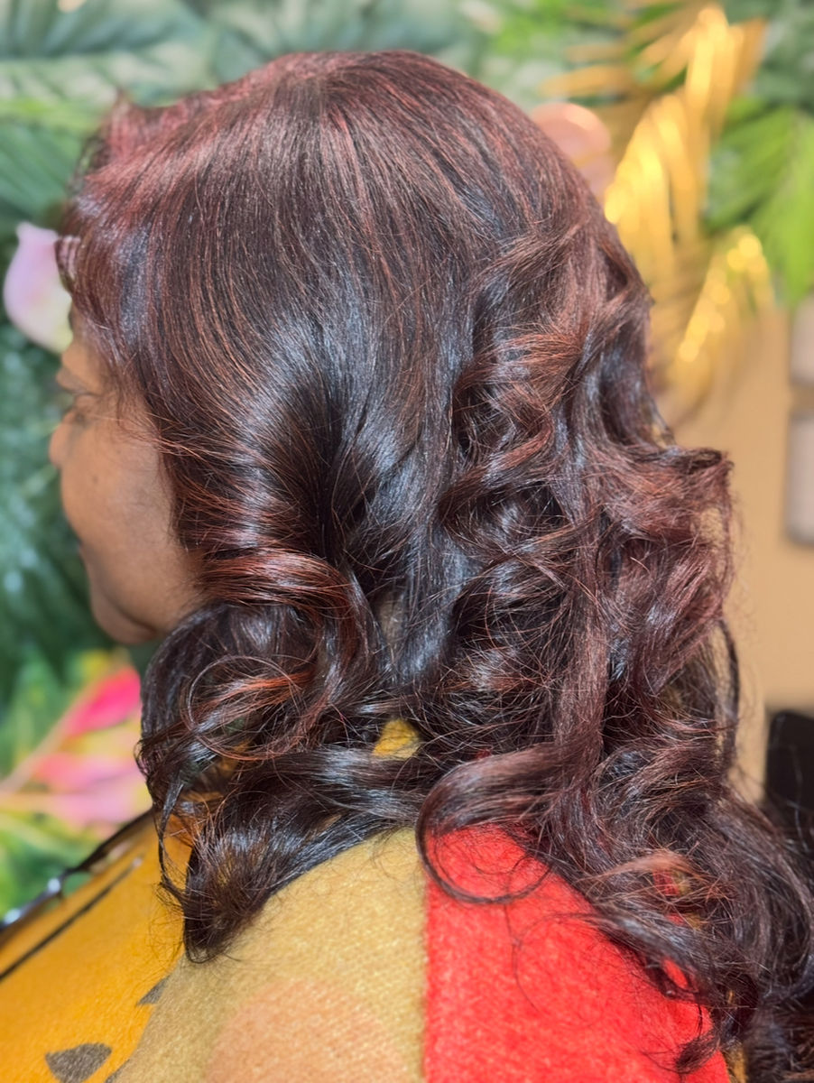 Salon Nyla