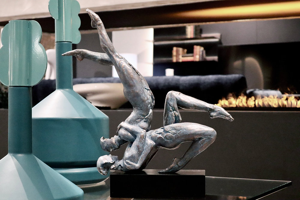 Exploring the Essence of Modern Art Sculptures Unveiling the Creative