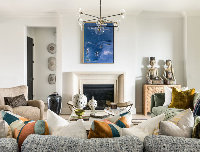 Living Room Design with Mantle