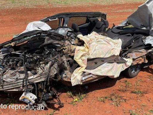 Mulher morre após colidir com uma carreta na BR 364, proximo a Campo Novo do Parecis.