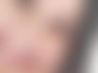 Dizem que, a uma certa idade, nós as mulheres nos fazemos de invisíveis.