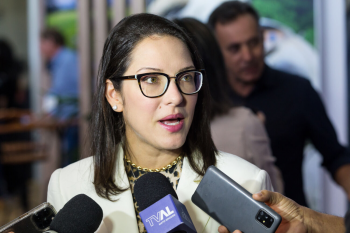 Deputada apresenta projetos de lei para garantir promoção mínima de militares mulheres em MT