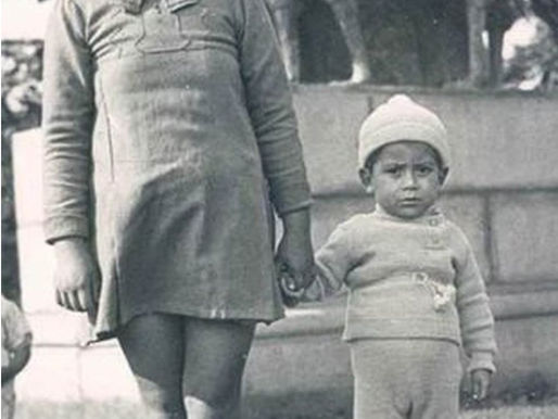 Grávida Menina de 5 anos
