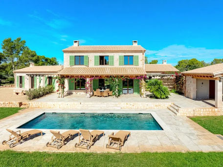 Renovated Properties in Portugal: Beautiful Photos, Hidden Legal Risks