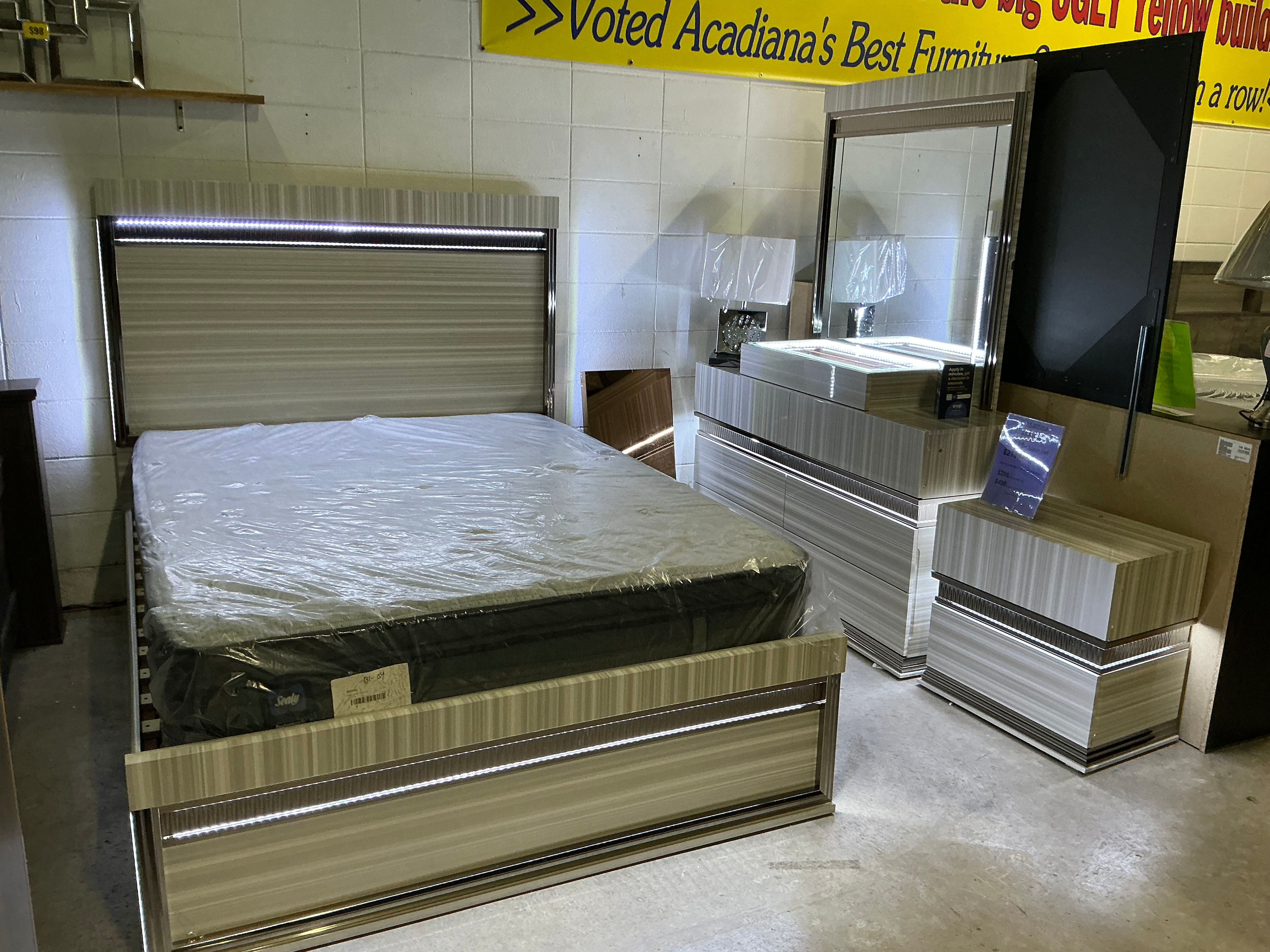 B33 Carrara LED Bedroom Set