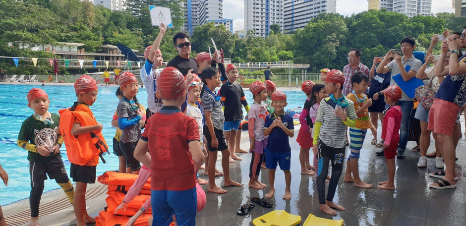 Dive into the World of Swimming: Bukit Panjang Swimming Lessons for Beginners