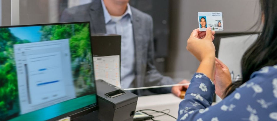 The Need for Speed: How Dedicated Leased Line Fiber Internet Enables Real-Time Banking Transactions.