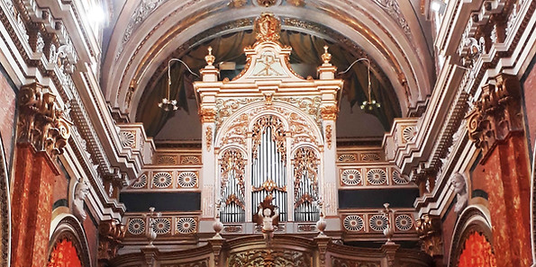 Vittoriosa organ front.jpg