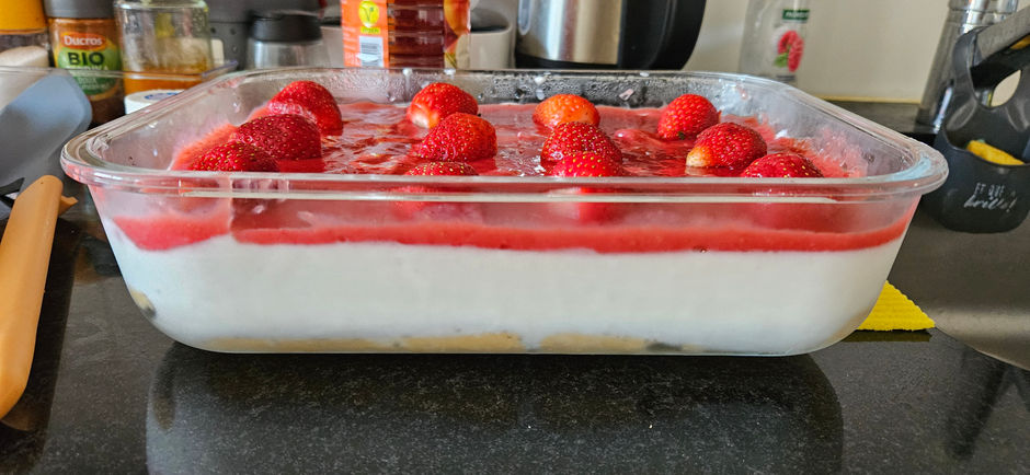 Strawberry Dessert with Cream & Sponge Fingers