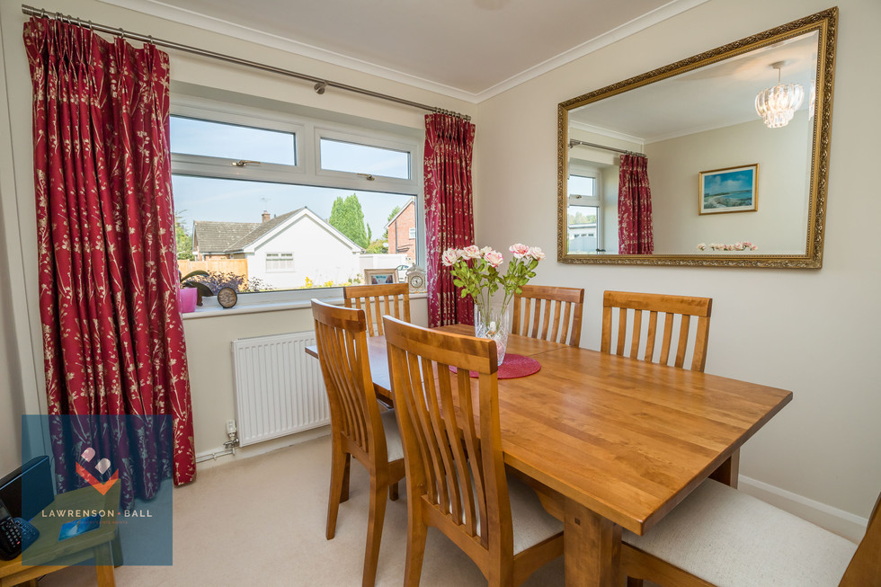 Beautifully Presented Detached Home on a Quiet CulDeSac in Ashton Hayes