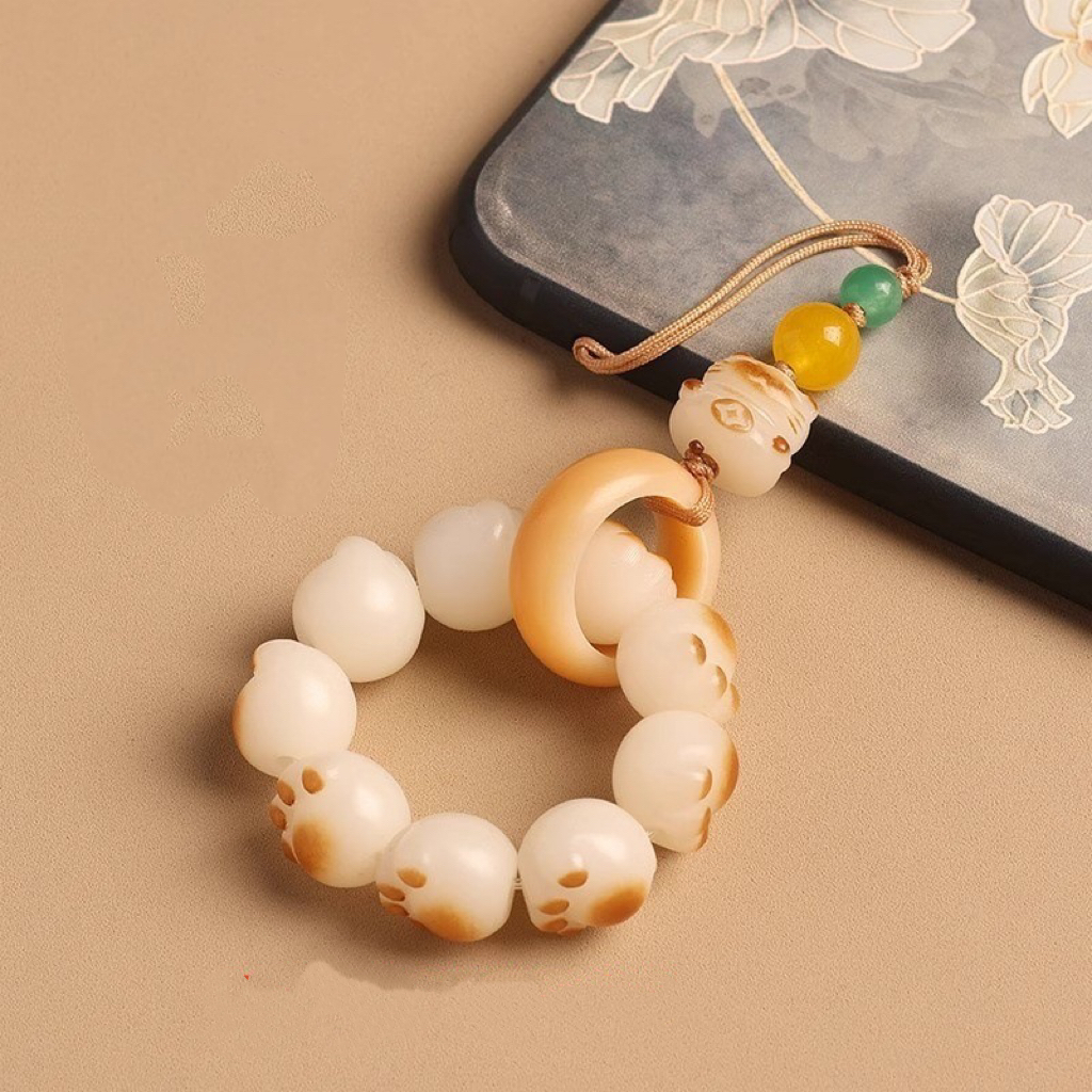 46. Pénzt vonzó macska mancsos dísz