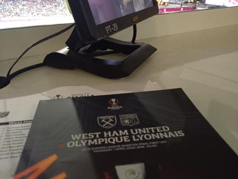 Ten-man West Ham keep Europa League dream alive after defiance to hold back Lyon