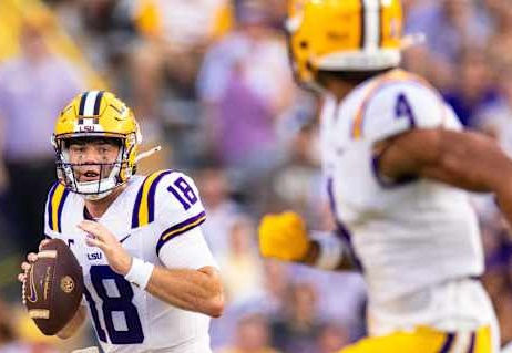 LSU ODYSSEY LIVE | NUSSMEIER INJURY + KELLY GOES VIRAL AGAIN + THE BEST DEFENSE IN CFB?