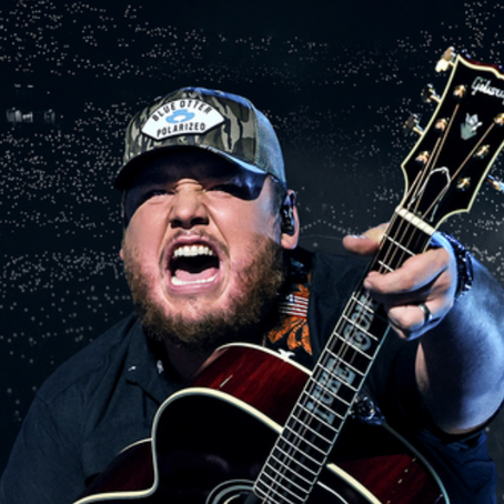 Throwback To Luke Combs Performing Thanksgiving Cowboys Halftime Show