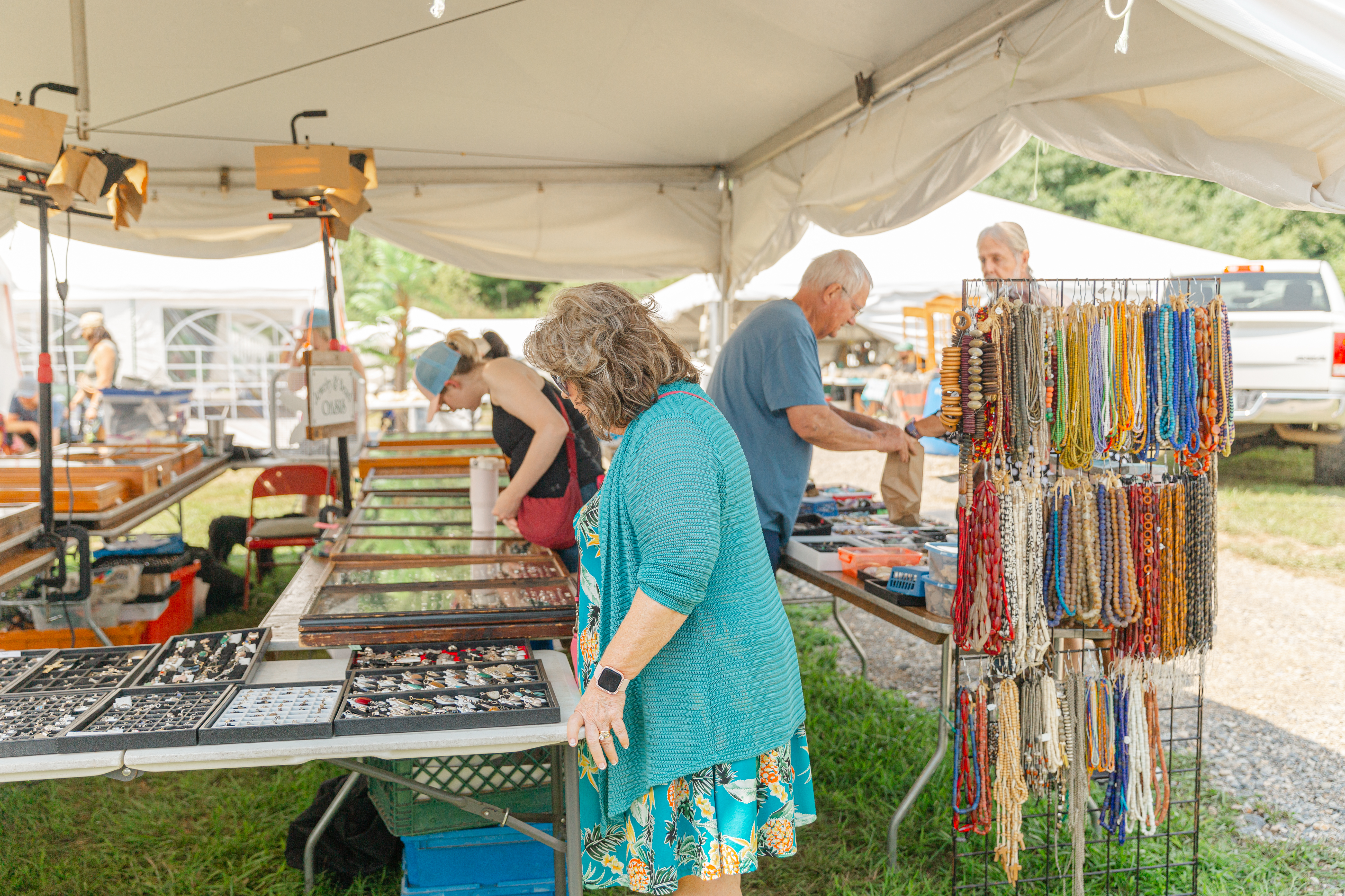 Grassy Creek Gem and Mineral Show in Parkway Fire and Rescue